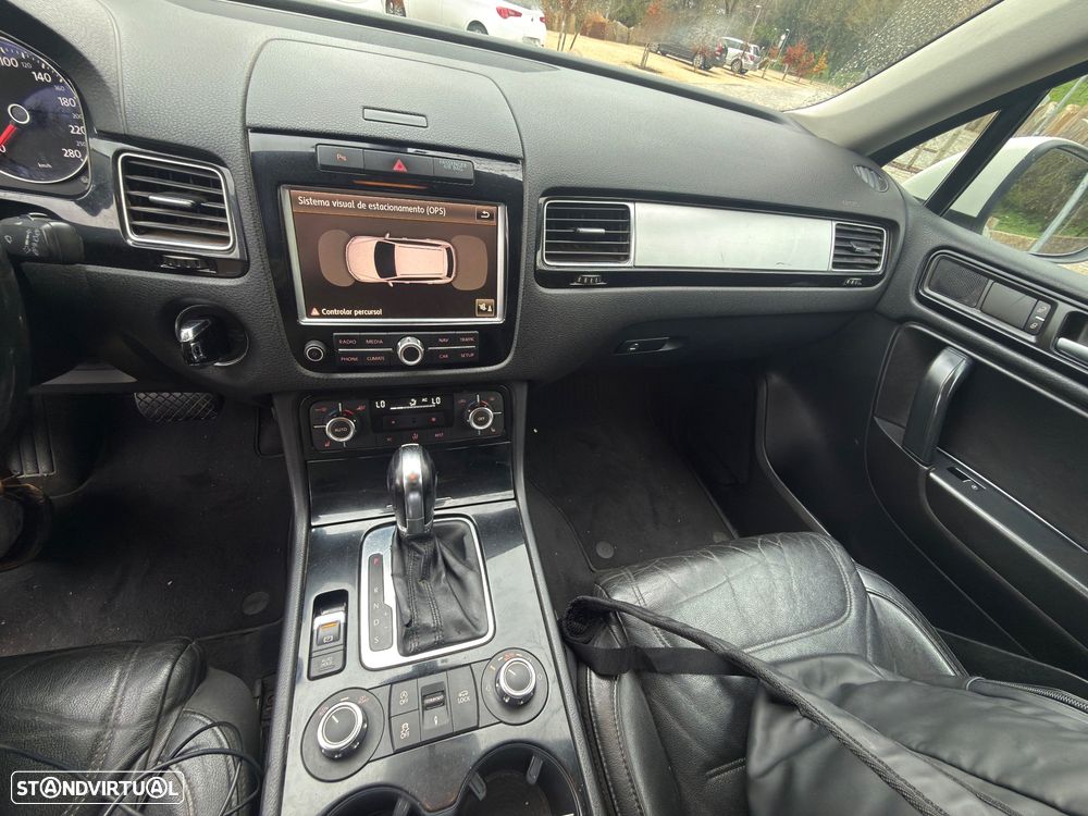 VW Touareg 3.0 TDI V6 Tiptronic - 16