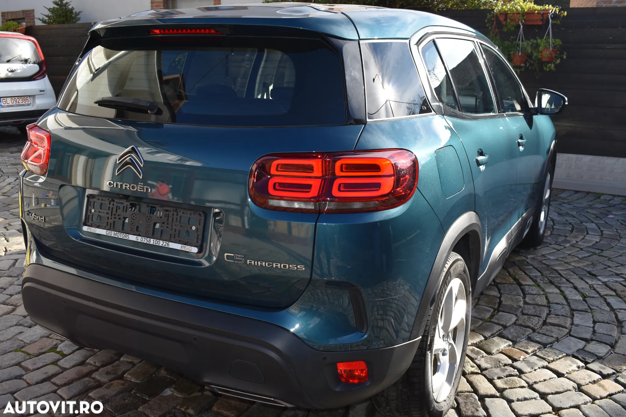 Citroën C5 Aircross 1.6 PHeV FWD 225 EAT8 Shine - 11