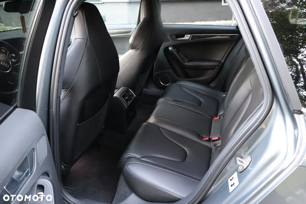 Audi S4 Avant - 16