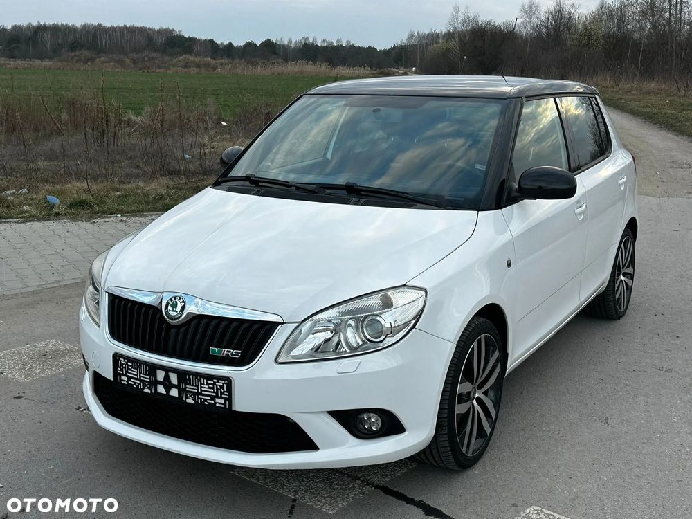 Skoda Fabia 1.4 TSI DSG RS - 1