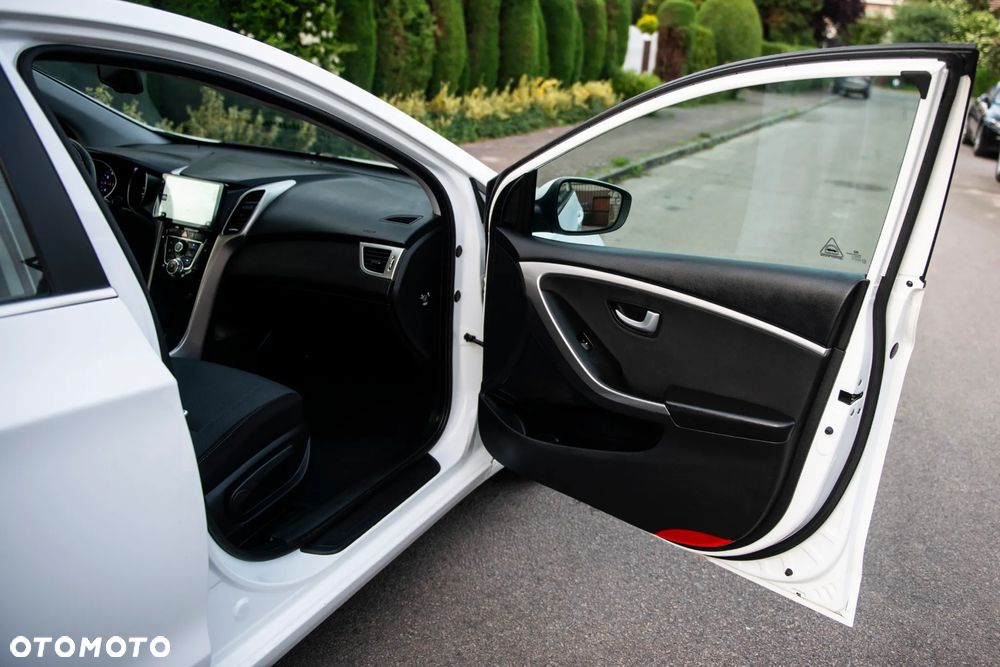Hyundai i30 1.6 Style - 36