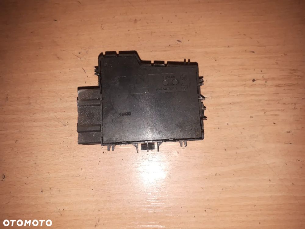 Panel sterowania fotela prawy przód Mercedes W 205  A2059052702 - 2