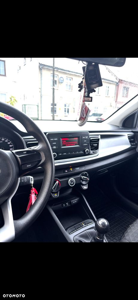 Kia Rio 1.2 M - 13