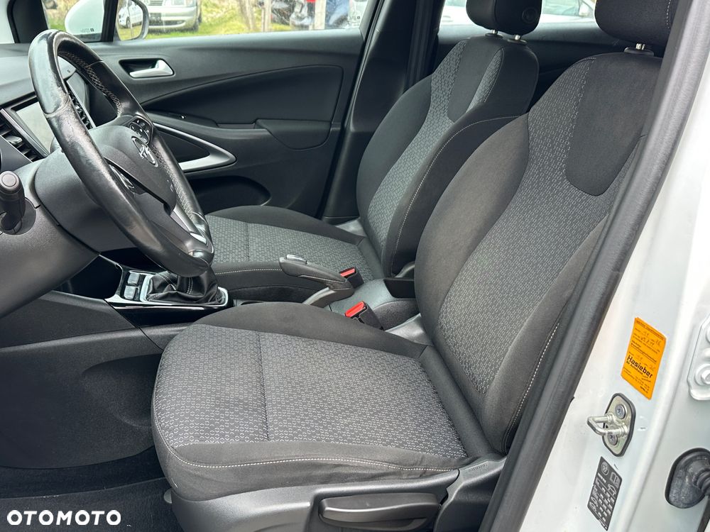 Opel Crossland X - 10