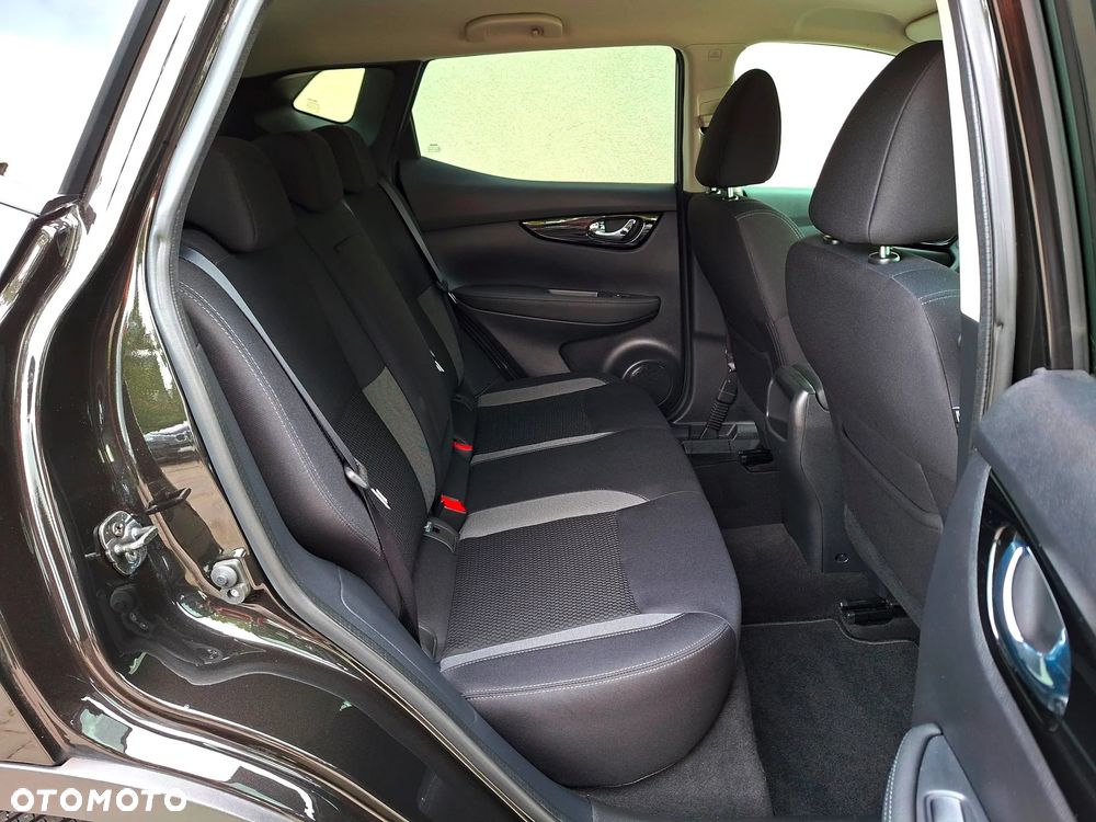 Nissan Qashqai 1.3 DIG-T Acenta - 24