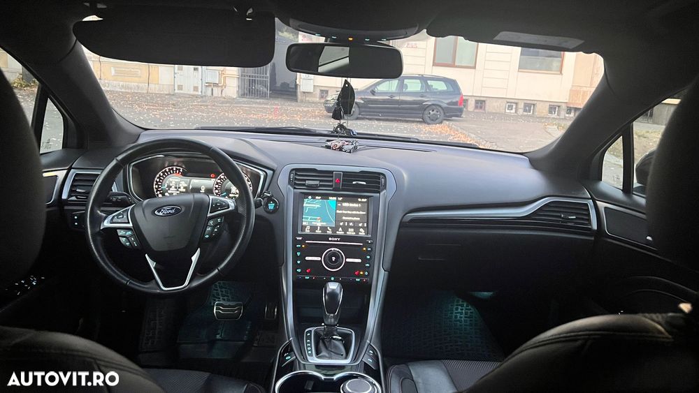 Ford Mondeo 2.0 TDCI PowerShift ST Line High - 5