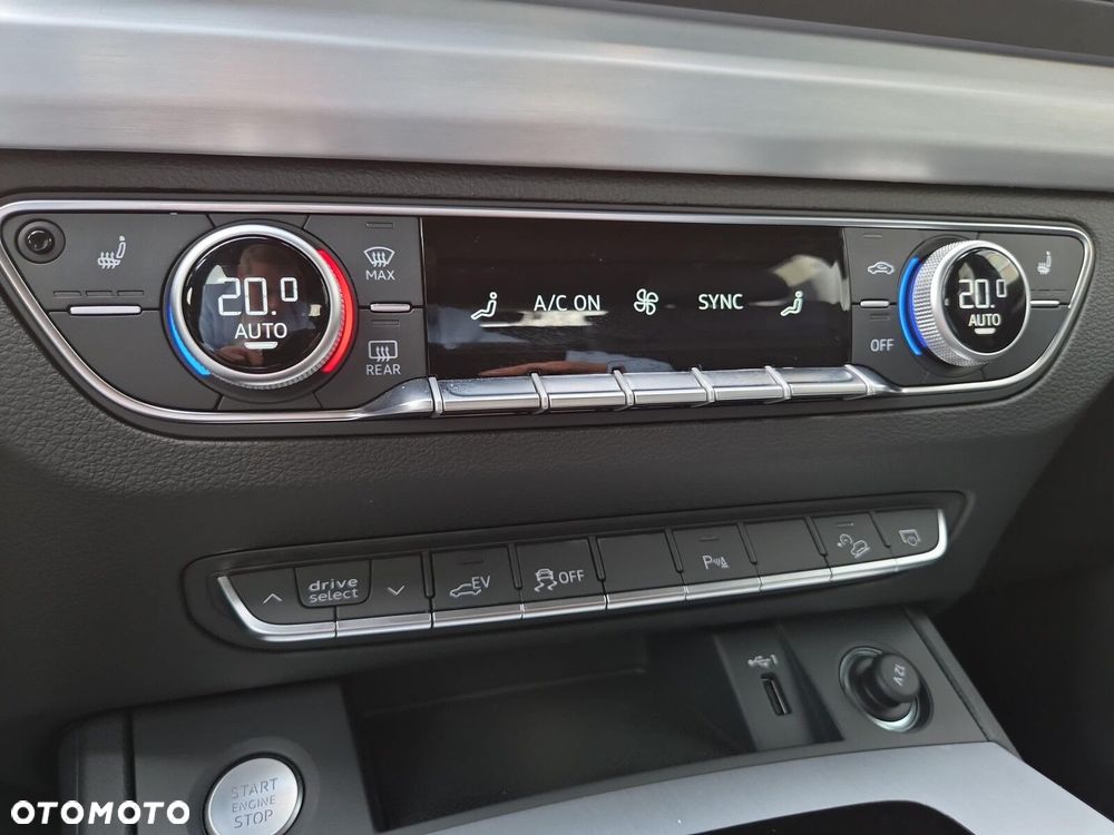 Audi Q5 50 TFSI e Quattro S Line S tronic - 22