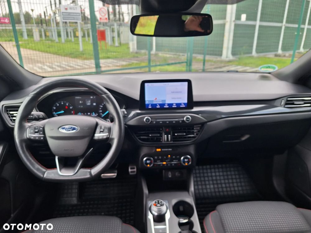 Ford Focus - 16