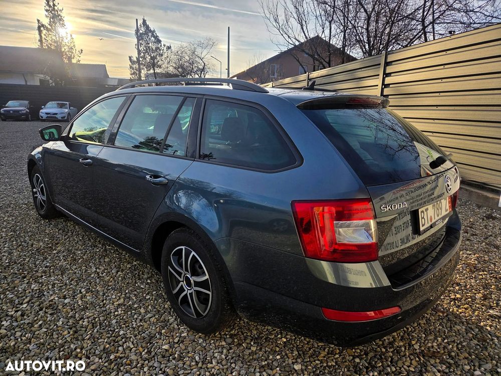 Skoda Octavia 1.6 TDI (Green tec) DSG Style - 3