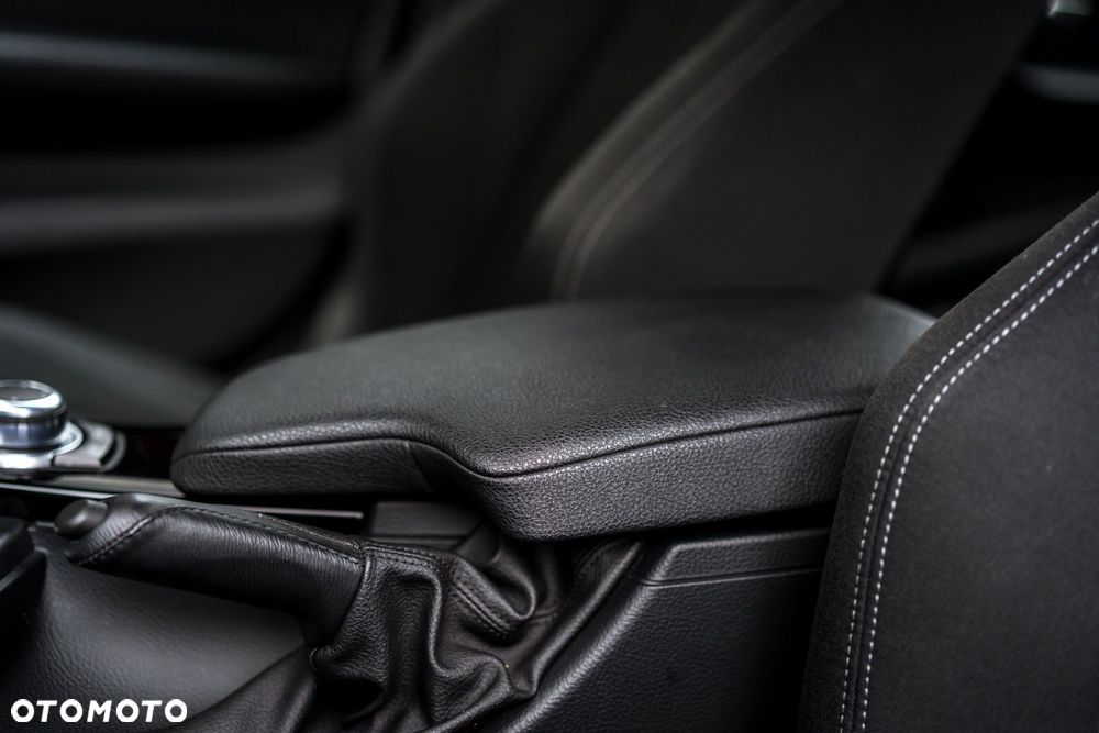 BMW Seria 3 318i Advantage - 6