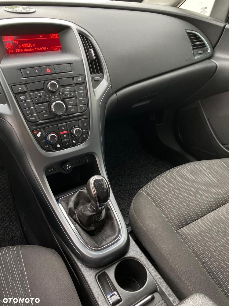 Opel Astra 1.4 T Enjoy - 13
