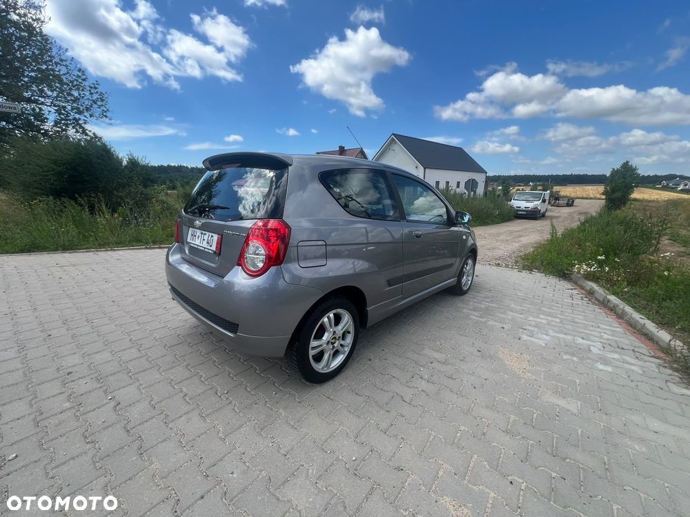 Chevrolet Aveo - 3