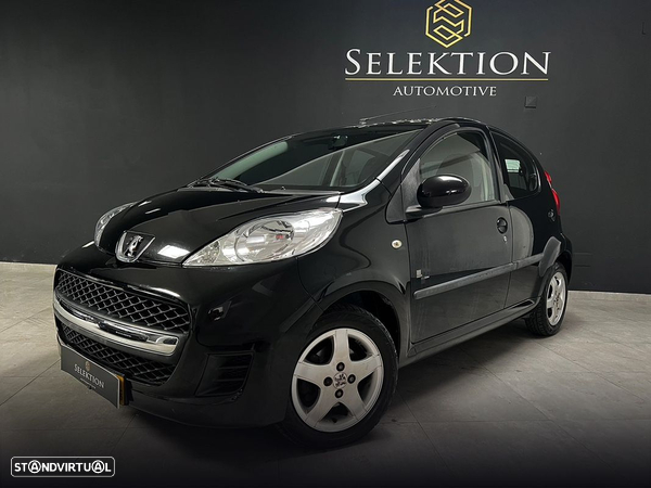 Peugeot 107 1.0 Black&Silver E5