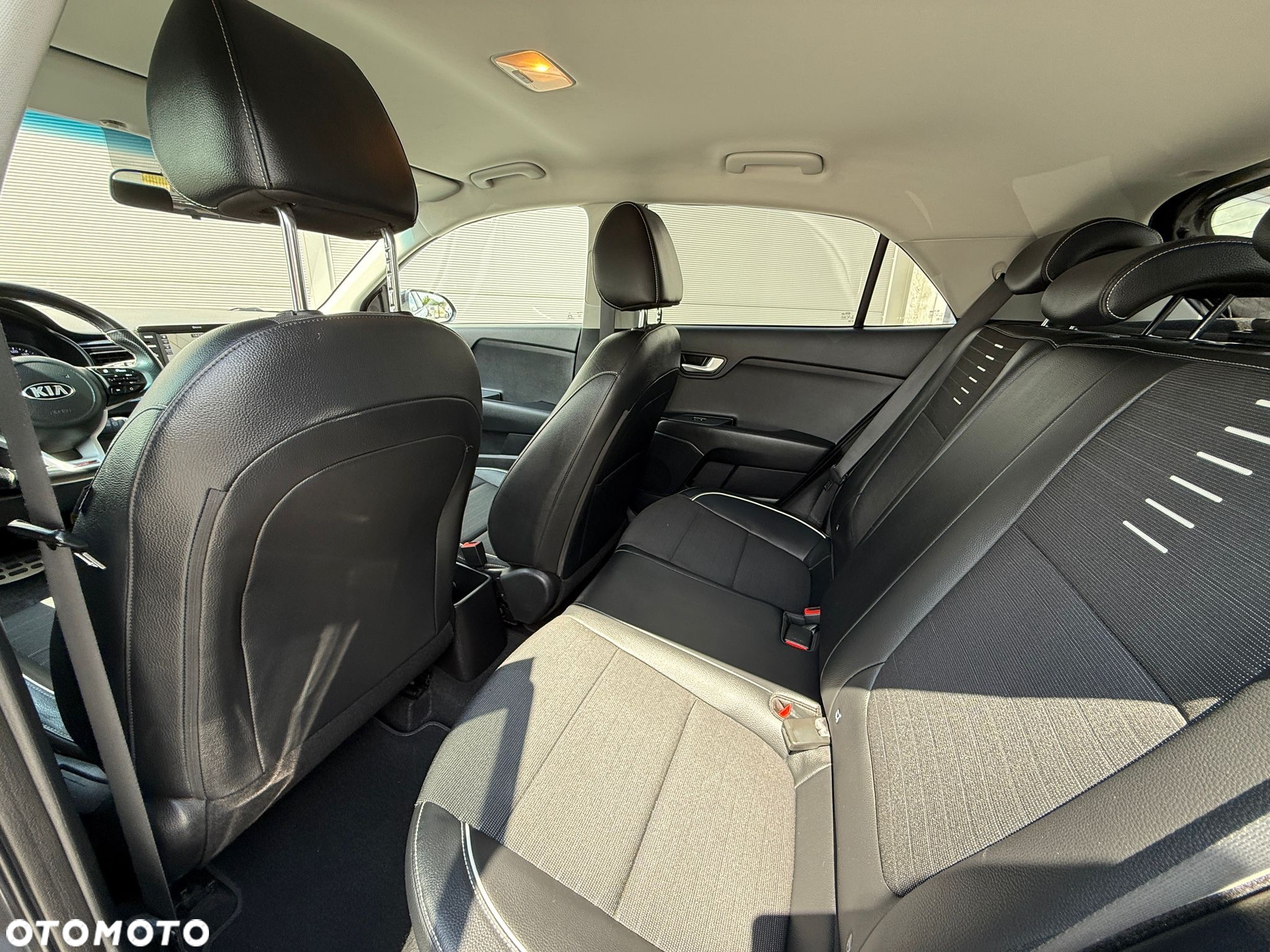 Kia Rio 1.0 T-GDI 120 DCT7 GT Line - 16