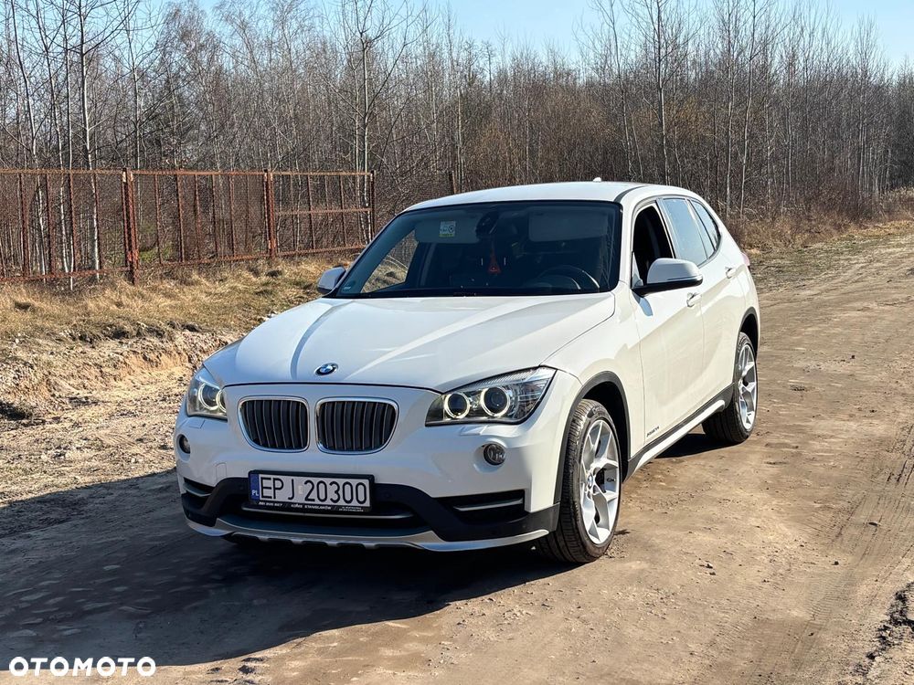BMW X1 sDrive20i Sport Line - 4