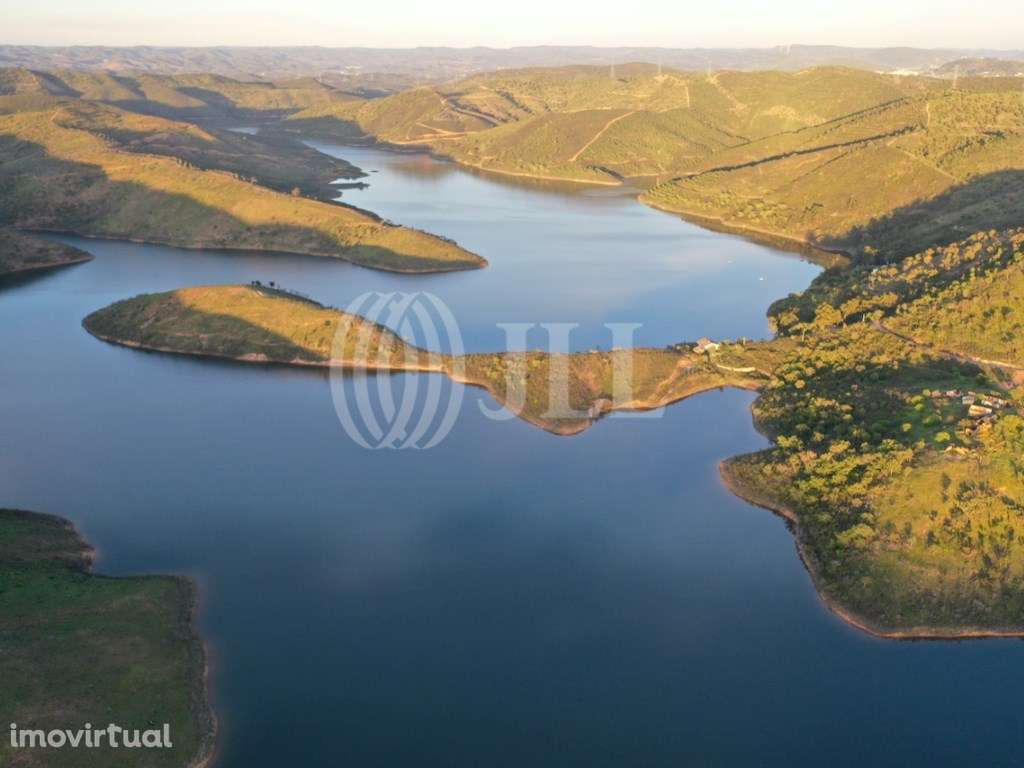 Terreno em Silves no Algarve - Grande imagem: 4/15