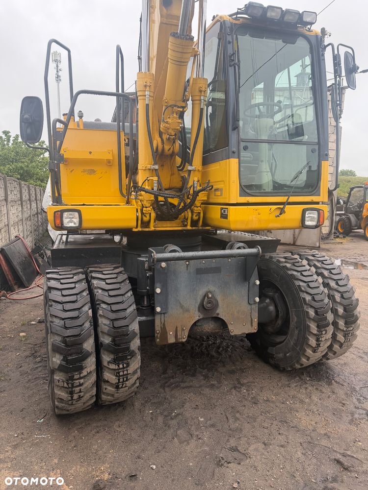 Komatsu Pw148 - 2