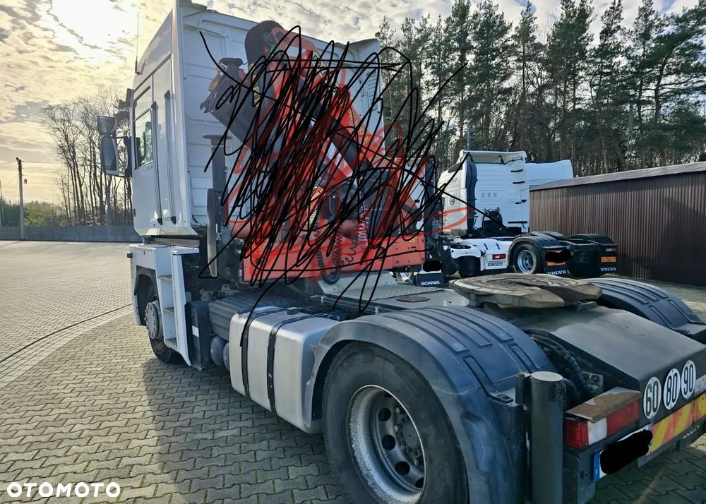 Renault MAGNUM 440 - 3