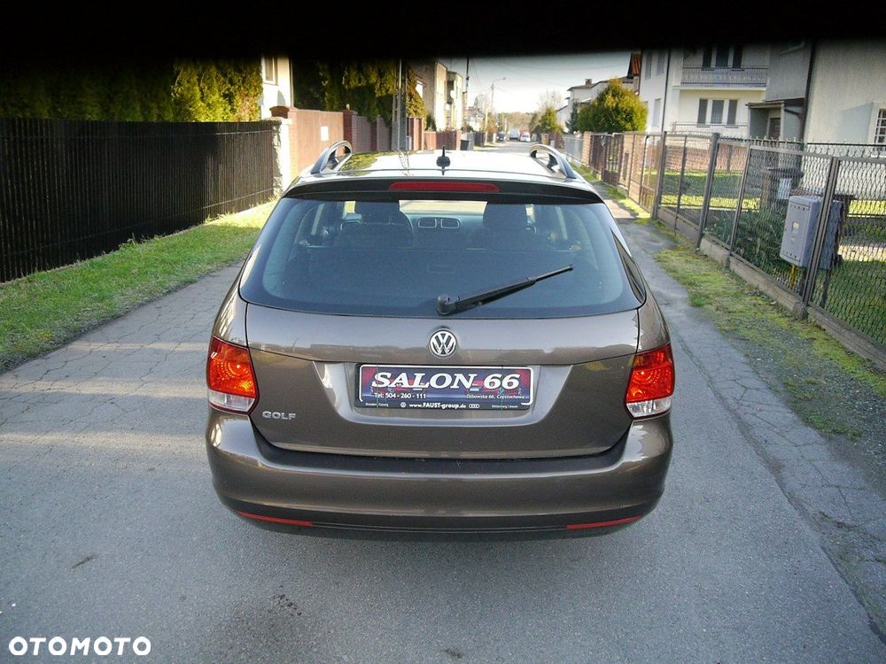 Volkswagen Golf Variant - 12