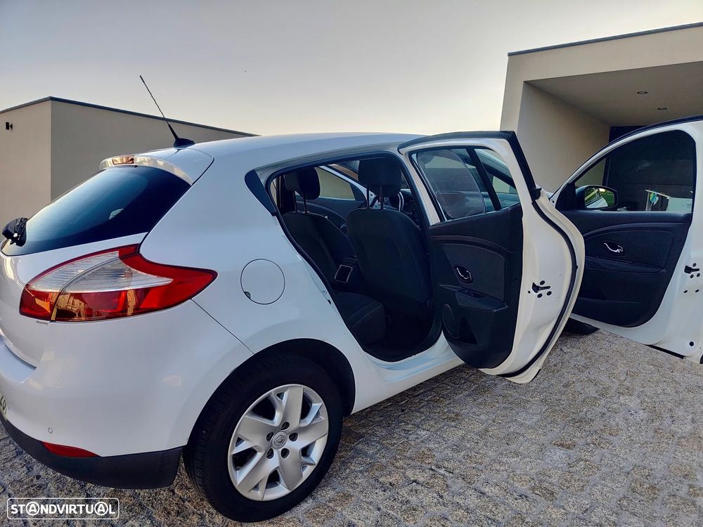 Renault Mégane 1.5 dCi Dynamique - 10