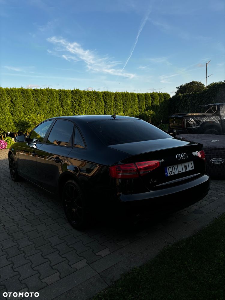 Audi A4 Limousine 2.0 TDI DPF multitronic Ambition - 7