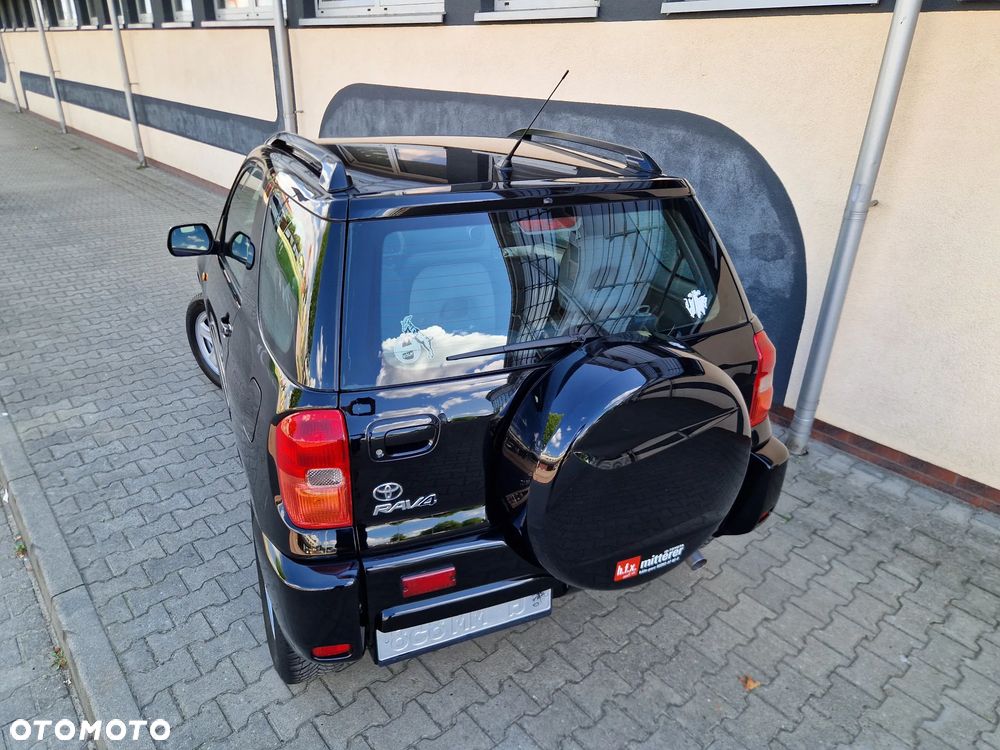 Toyota RAV4 1.8 VVT-i Terra 2WD - 11