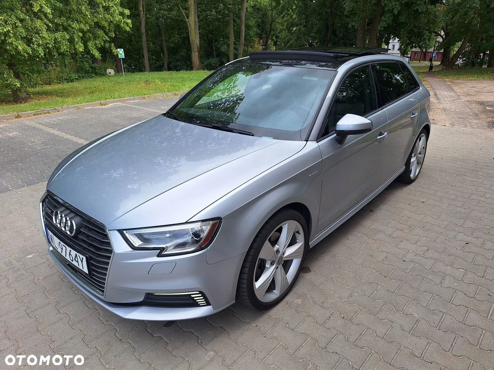 Audi A3 Sportback - 1