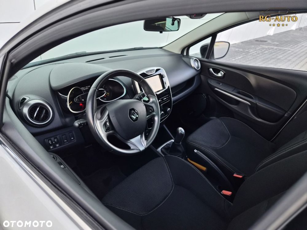 Renault Clio - 37