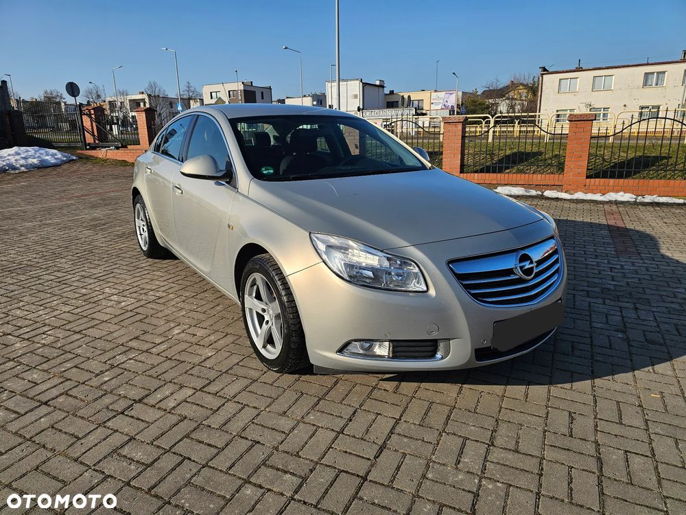 Opel Insignia 1.6 Edition - 1