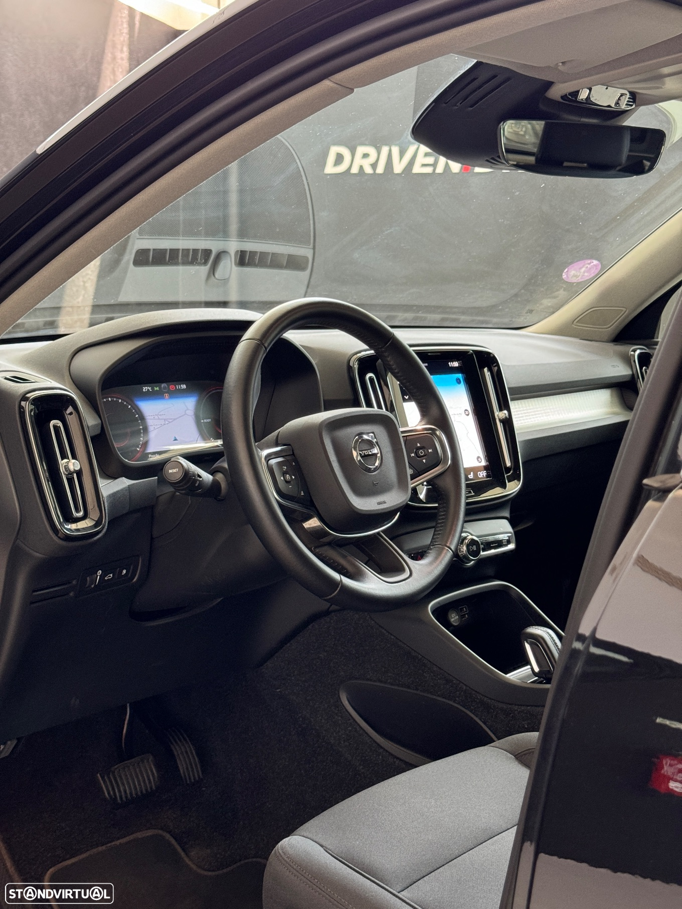 Volvo XC 40 1.5 T5 PHEV Momentum Plus - 7