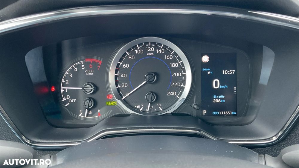 Toyota Corolla 1.8 HSD Dynamic - 19