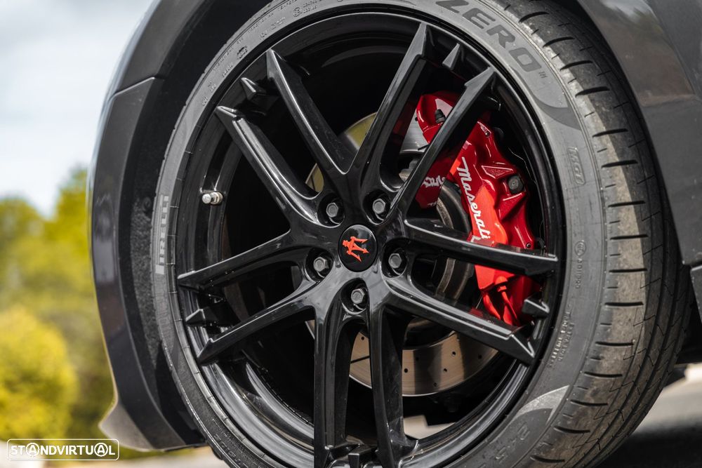 Maserati Granturismo 4.7 V8 MC - 9