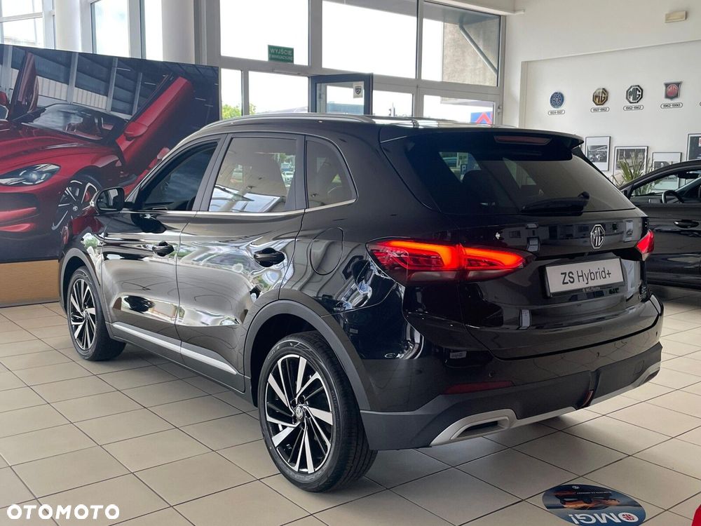 MG ZS Hybrid+ - 4