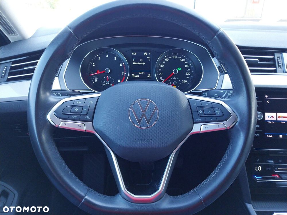 Volkswagen Passat Variant - 14