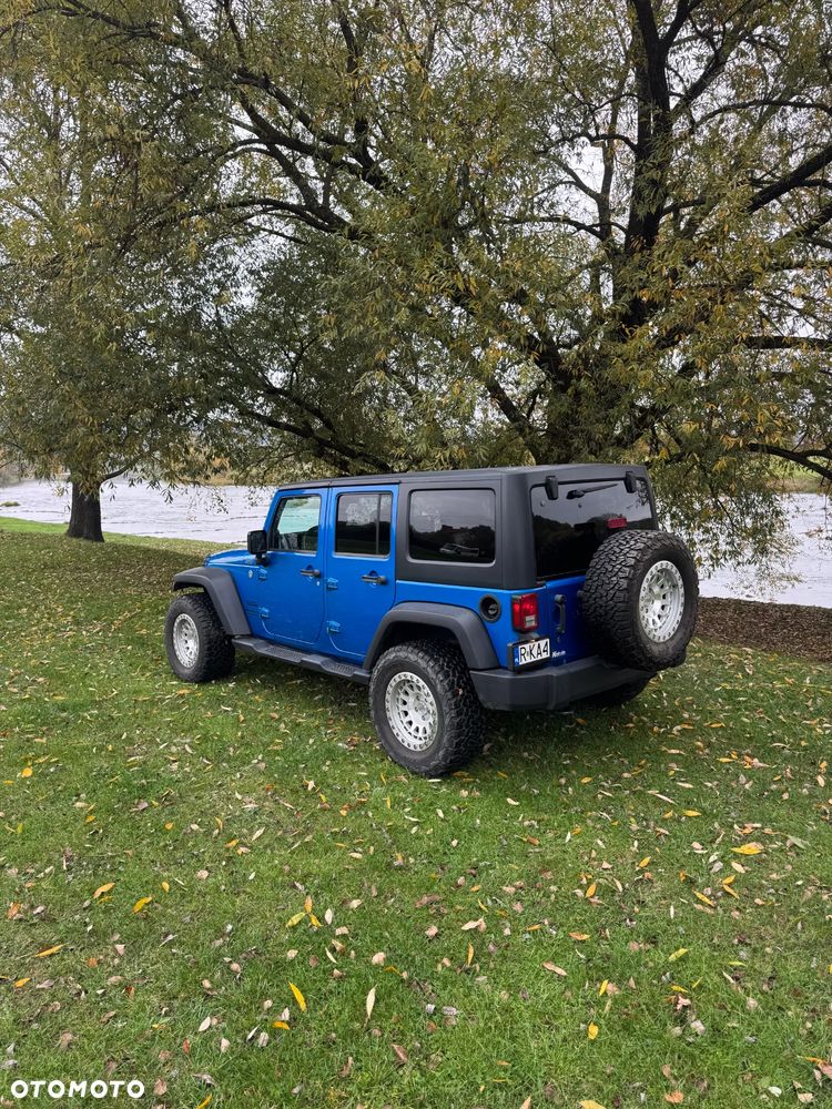 Jeep Wrangler 2014 photo 2