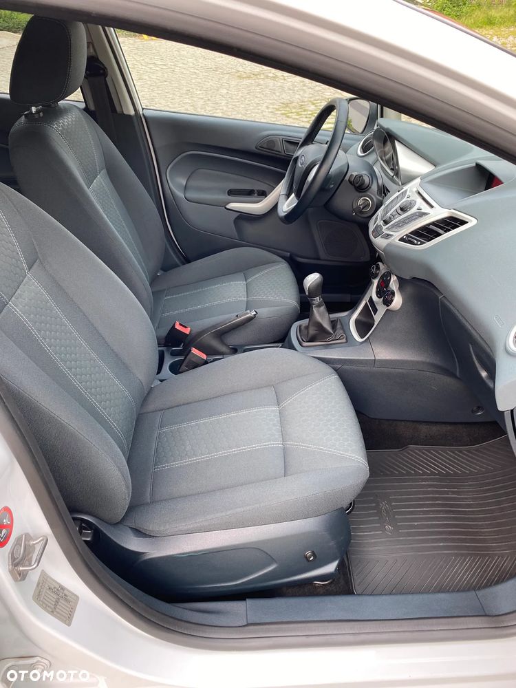 Ford Fiesta 1.25 Titanium - 19