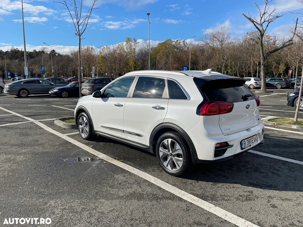 Kia Niro e-Niro 150 kW Future - 7