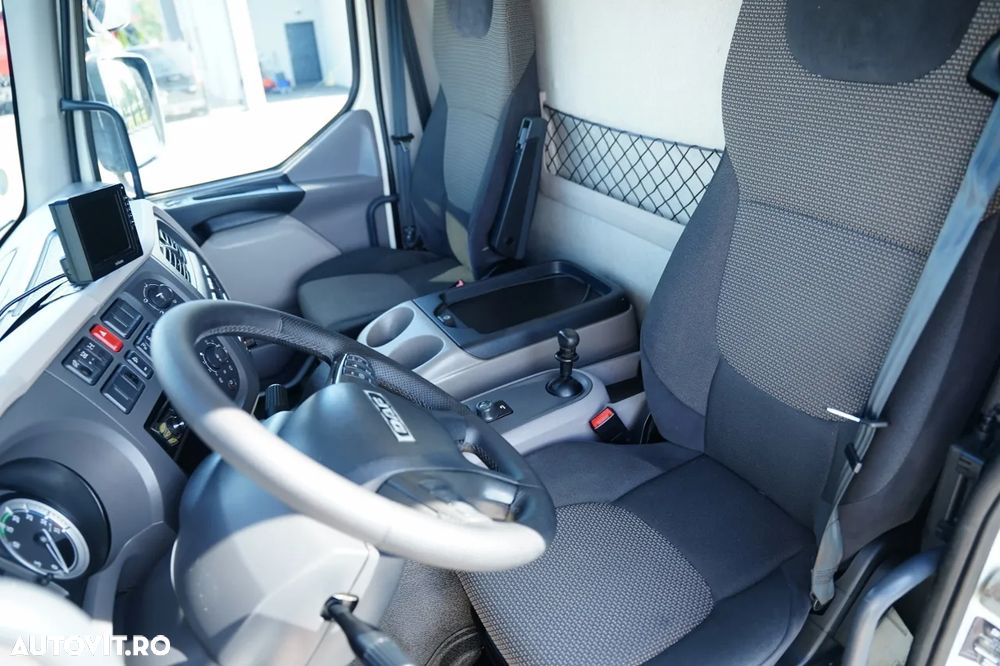 DAF LF 250 / 4X2 / LIVRARE - 7.3 + HDS HYVA HB 150X -E3 / RADIOCOMANDĂ / ROTATOARE / MAX. CAPACITATE DE RIDICARE: 5200 KG / EURO 6 - 28