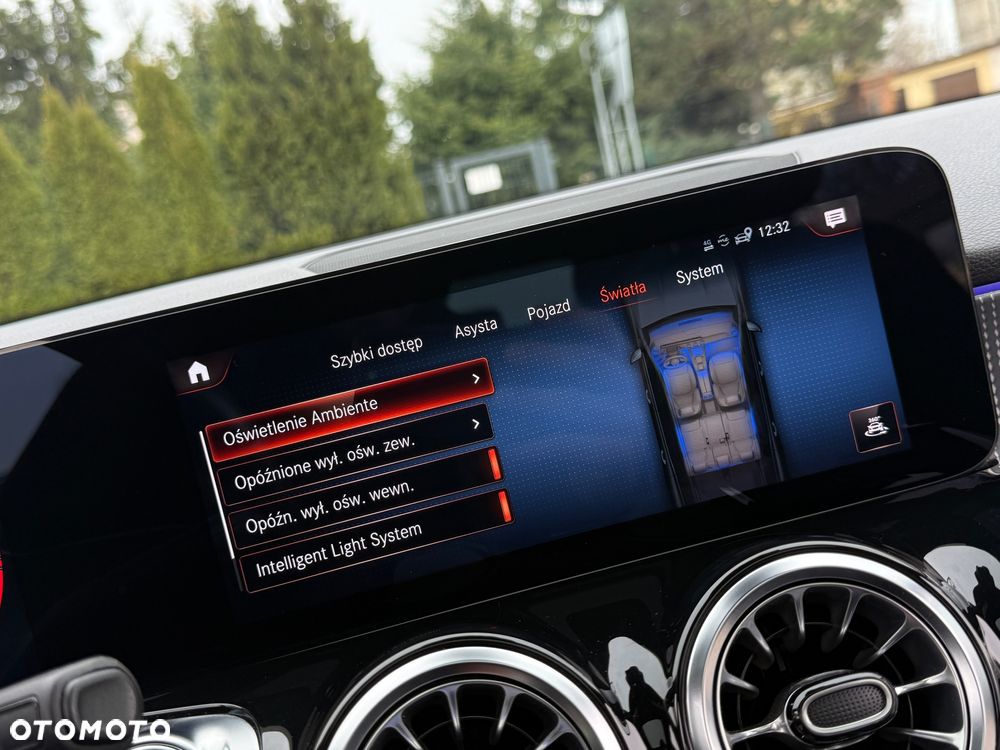 Mercedes-Benz GLB 200 d 8G-DCT - 31