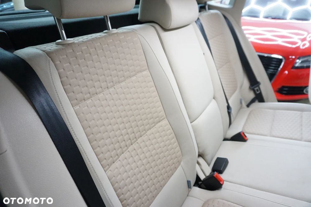 Volkswagen Tiguan 2.0 TDI DPF 4Motion Sport & Style - 26