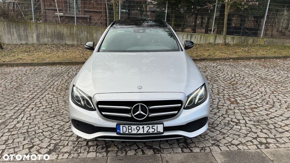 Mercedes-Benz Klasa E 220 d 9G-TRONIC - 3