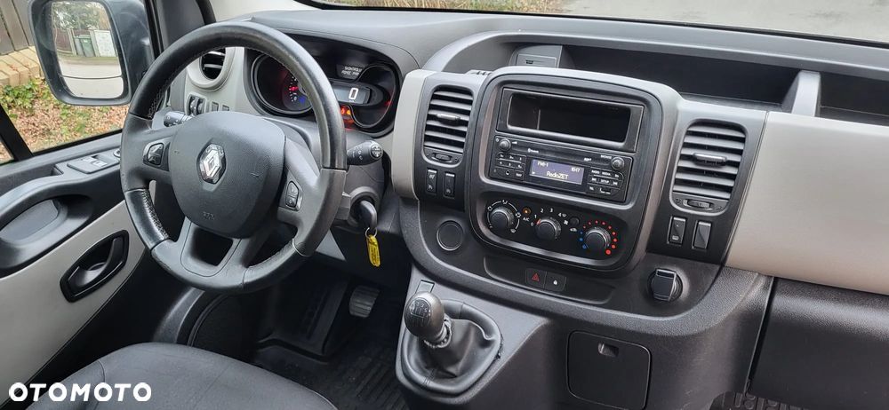Renault Trafic - 8