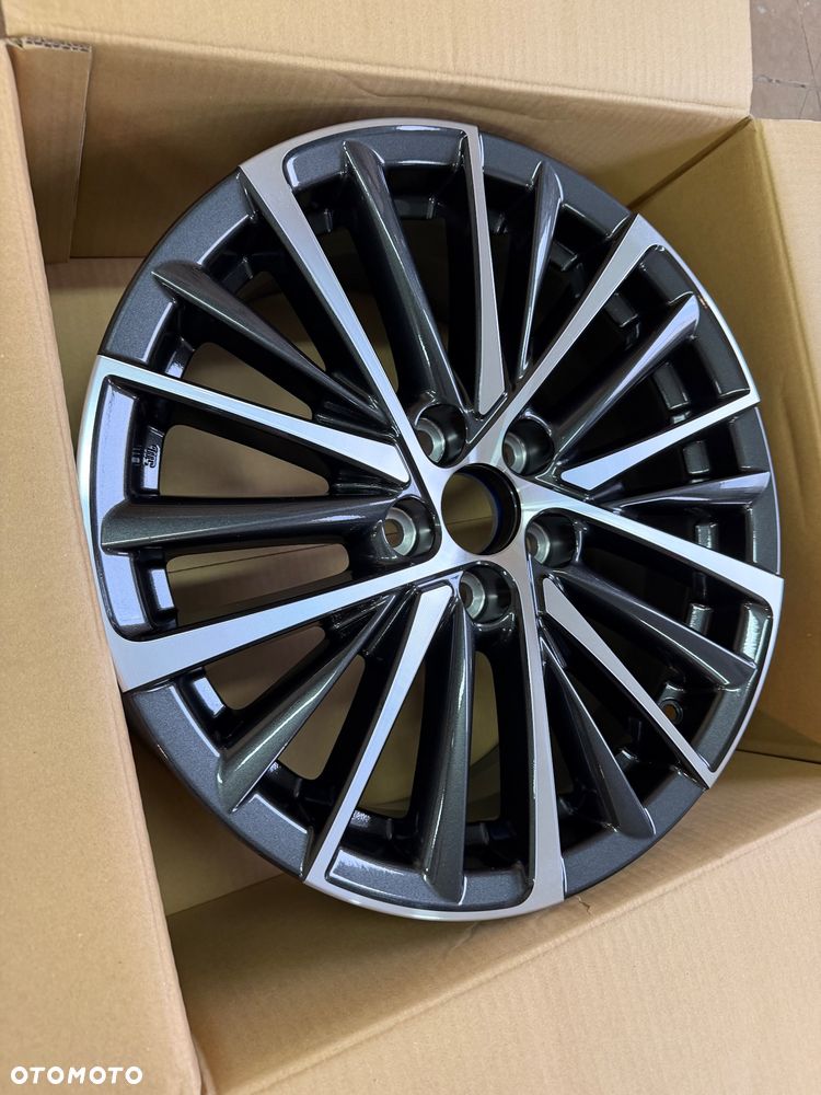 LEXUS ES FELGA ALUMINIOWA 18' 5X114,3 ET45 8J  NOWA ORYGINAŁ - 2