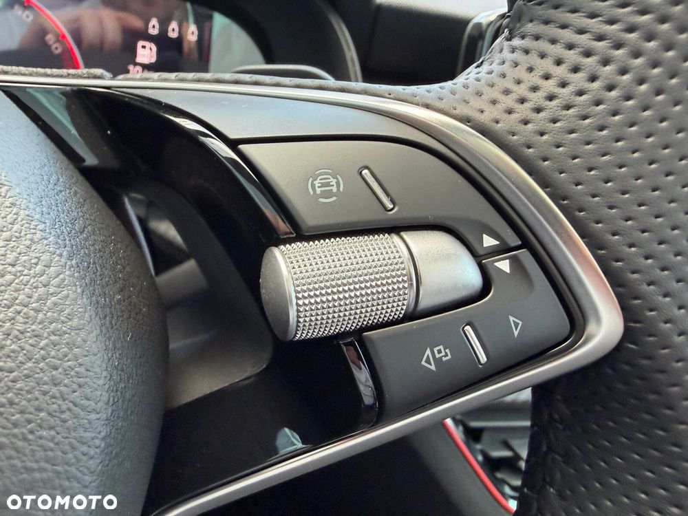 Skoda Kamiq 1.0 TSI Monte Carlo DSG - 20