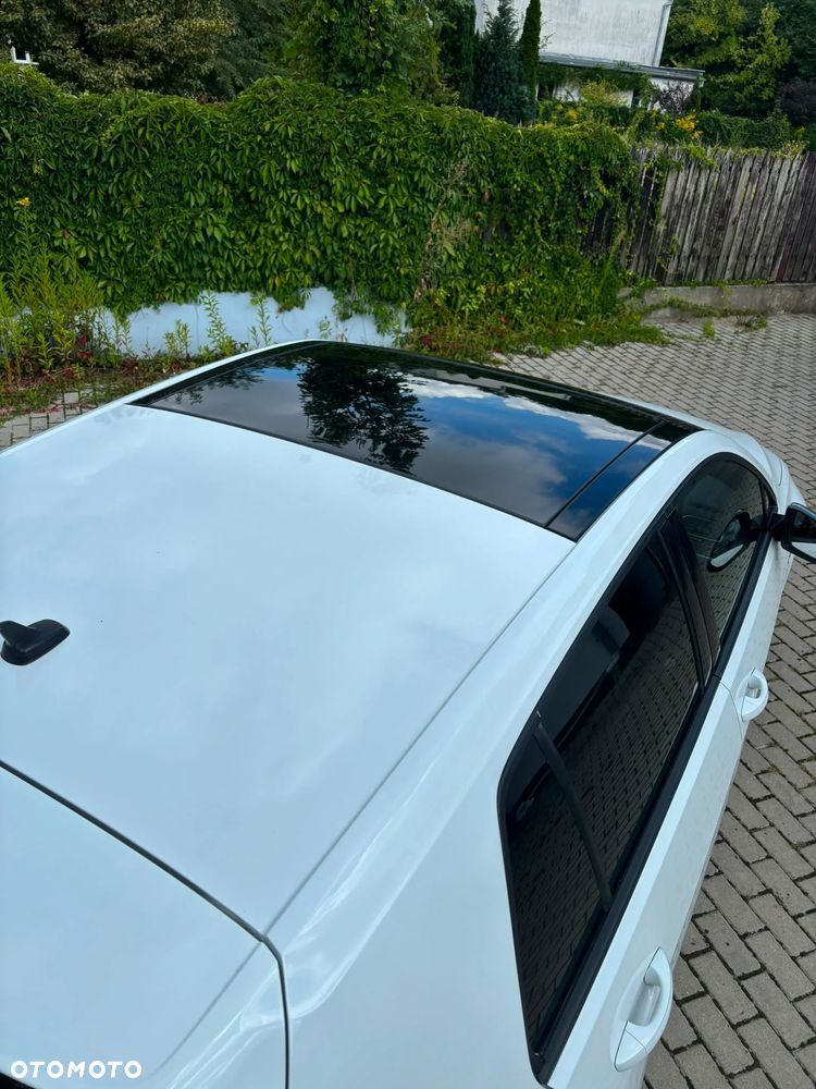 Volkswagen Golf - 3