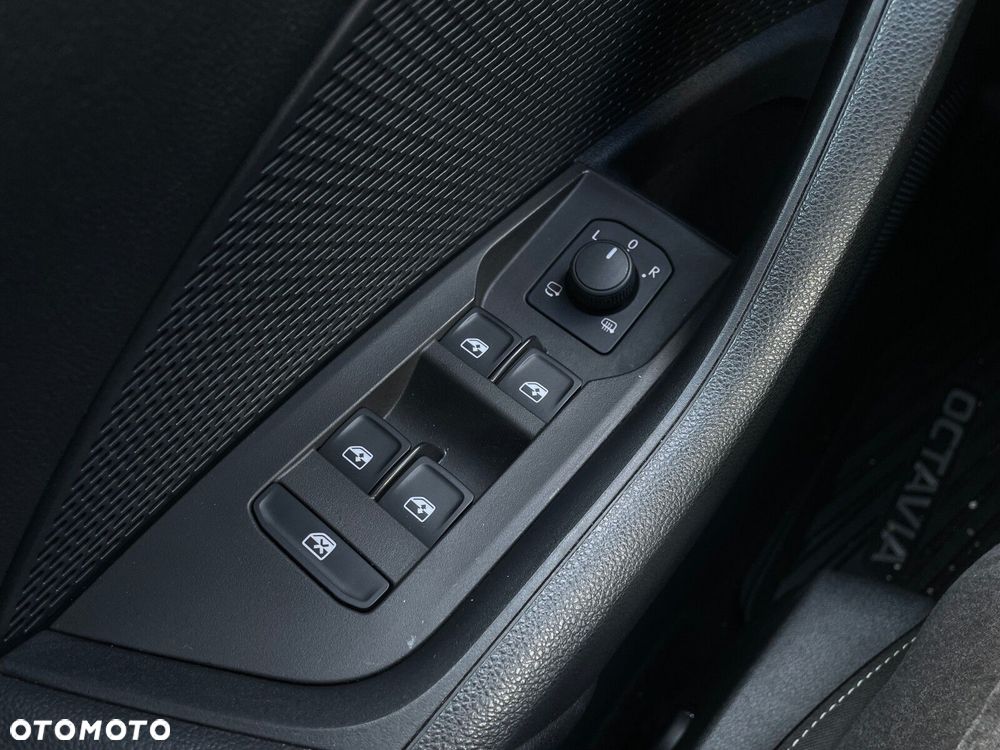 Skoda Octavia 2.0 TDI Style - 35