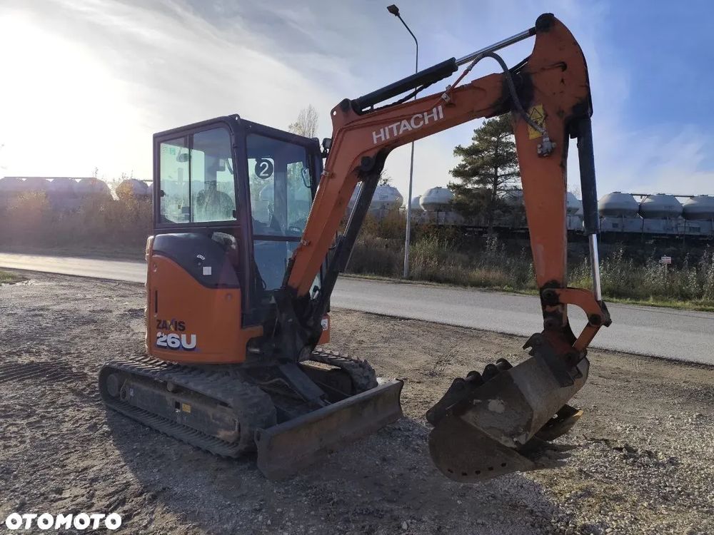 Hitachi ZAXIS 26U - 6