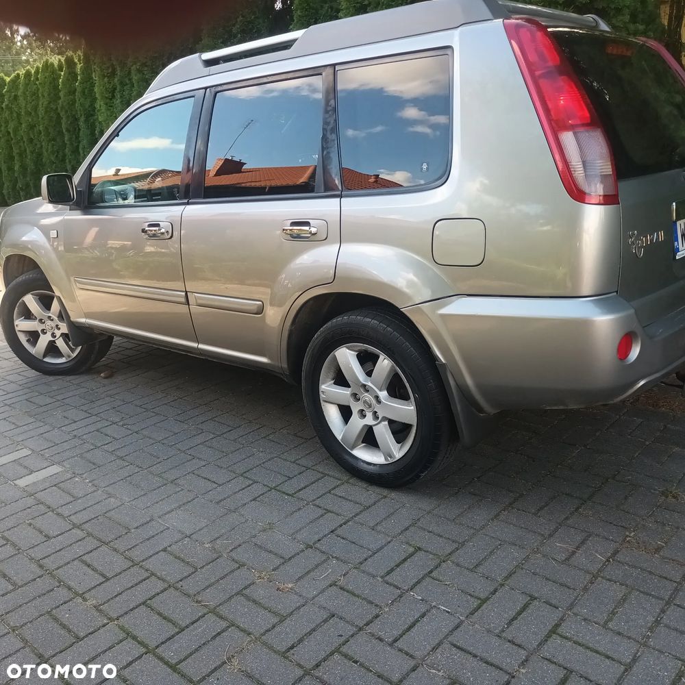 Nissan X-Trail 2.0 Sport - 14
