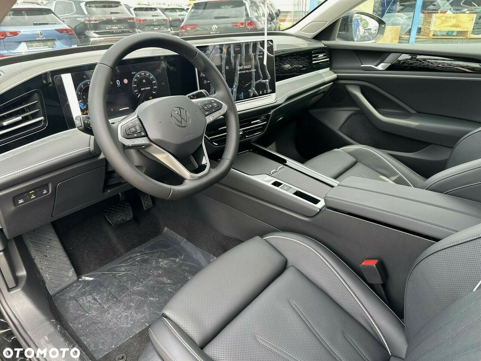 Volkswagen Passat 1.5 TSI ACT mHEV Elegance DSG - 12