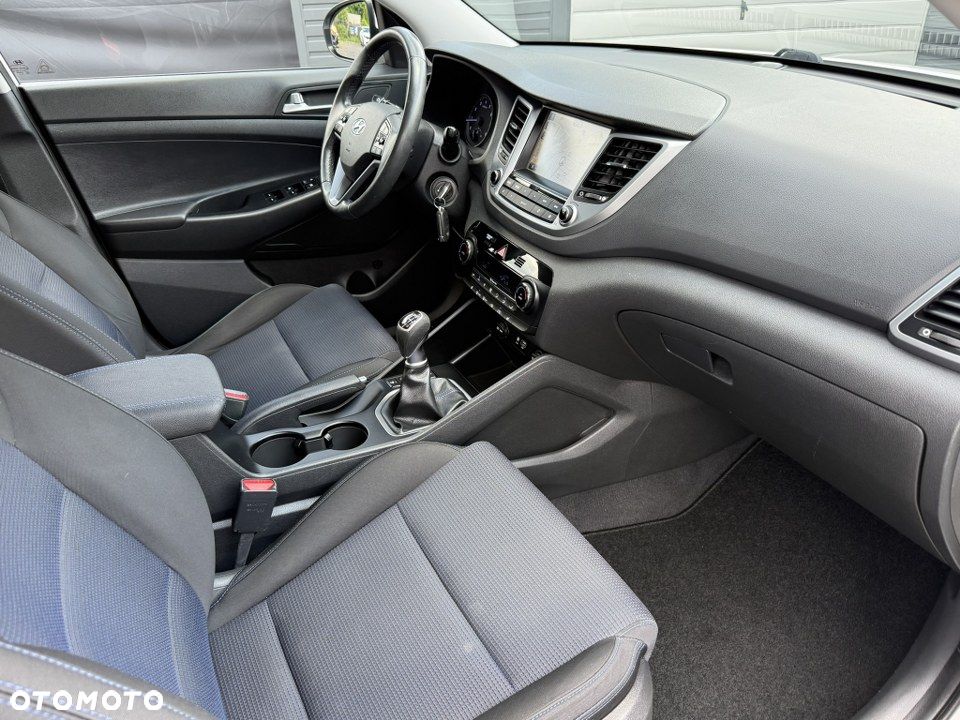 Hyundai Tucson blue 1.6 GDi 2WD Advantage - 29